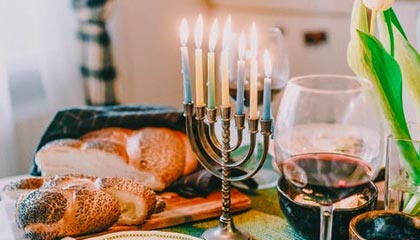 国民党主席选举现逆转，支持率领先