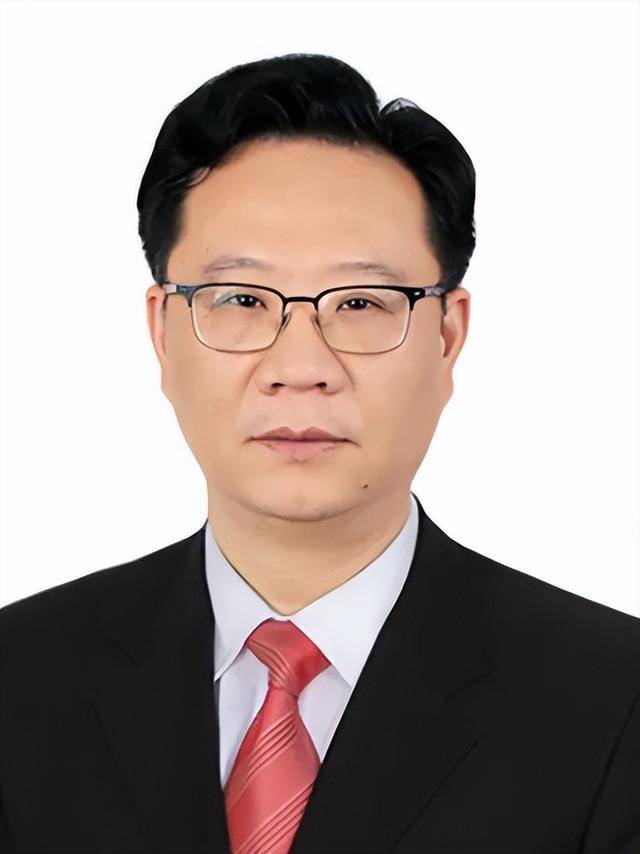 安徽省管干部密集调整，涉10名干部