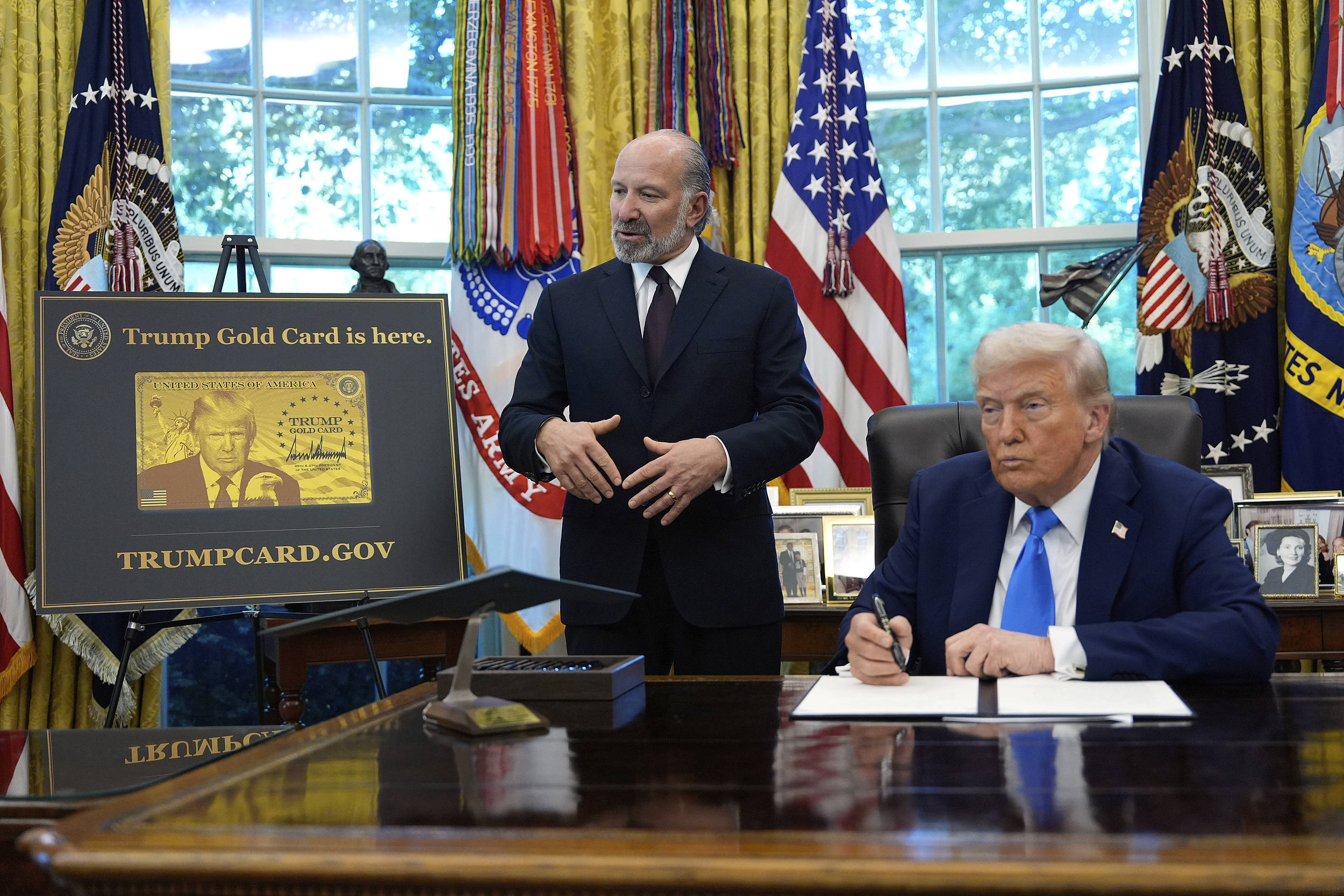 双边贸易谈判停滞,美商务部长威胁迟早“搞定”印度和巴西