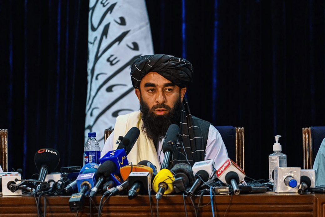 和美国特使见了一面后,塔利班态度转变,扭头拒绝了中方的善意提醒