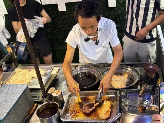 西贝再自刀,整改大翻车,贾国龙彻底认怂