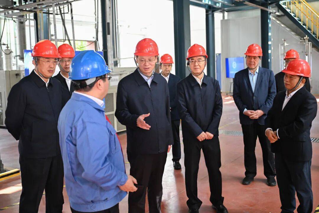 新任辽宁省委书记许昆林,到大连调研