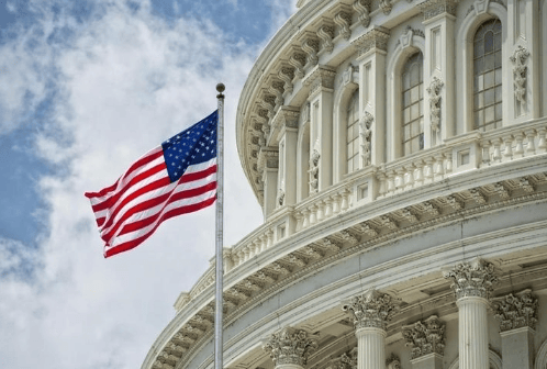 美国联邦政府停摆,国内经济遭遇重创?白宫威胁要大裁员,外媒:目的是逼迫民主党妥协