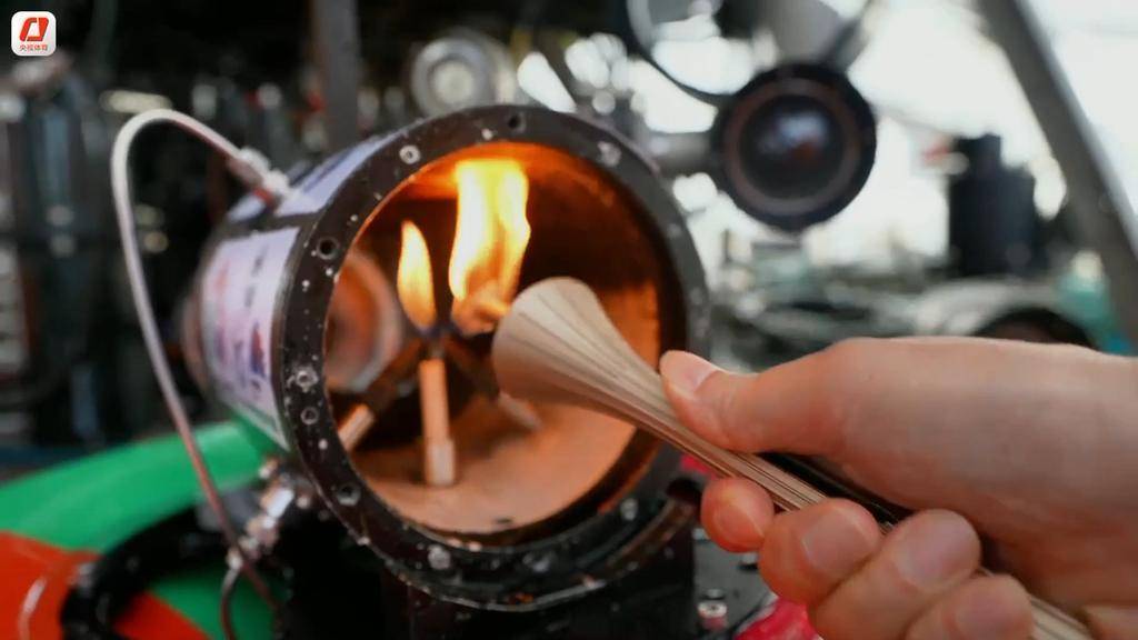 海底采火你见过吗?这场“源火”采集里藏着中国人的极致浪漫