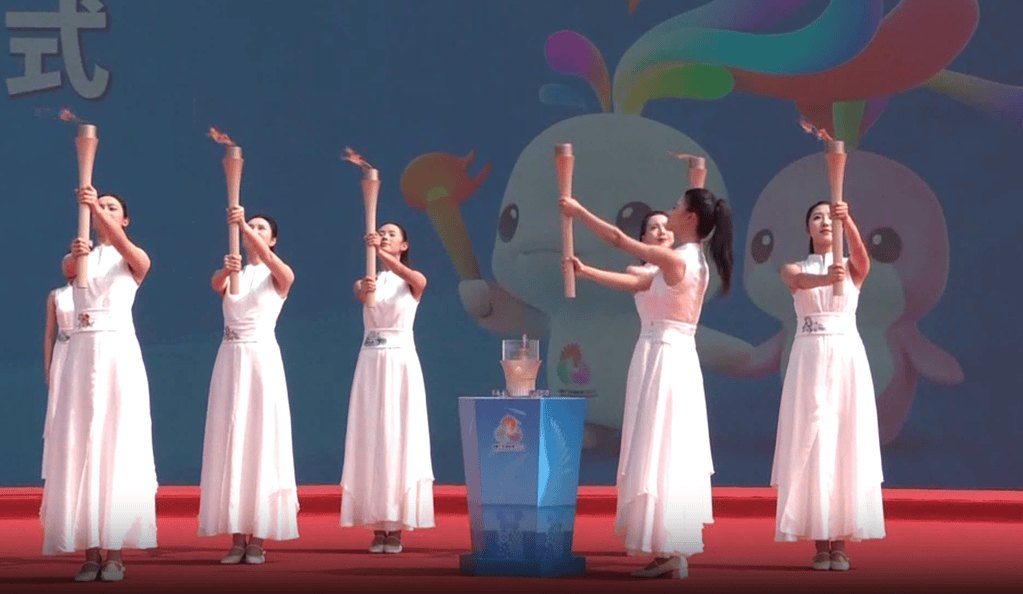 海底采火你见过吗?这场“源火”采集里藏着中国人的极致浪漫