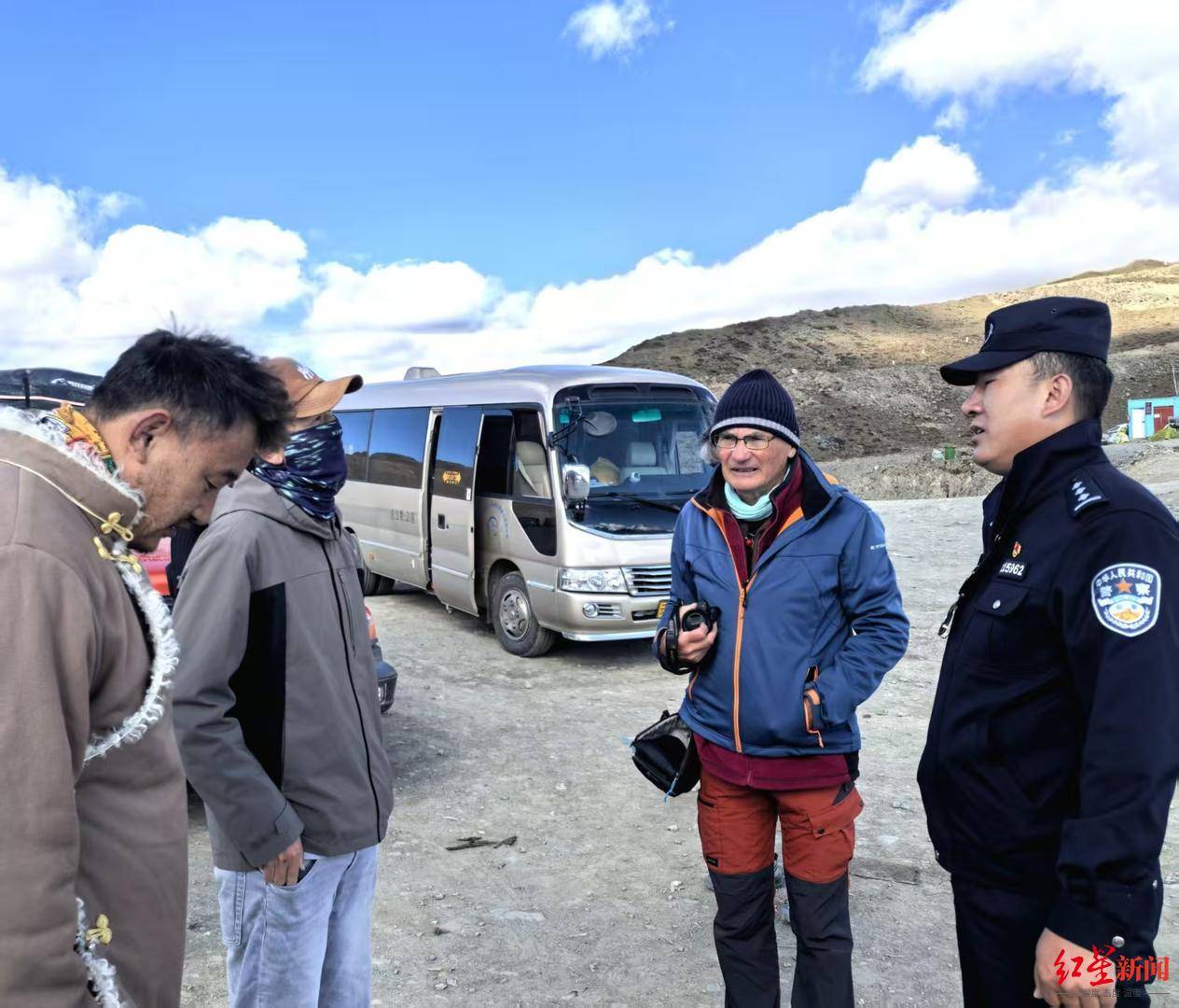川西登山徒步乱象调查①丨重走党岭高反女孩徒步路线:山高路险!有团队未带食物,报警多是迷路