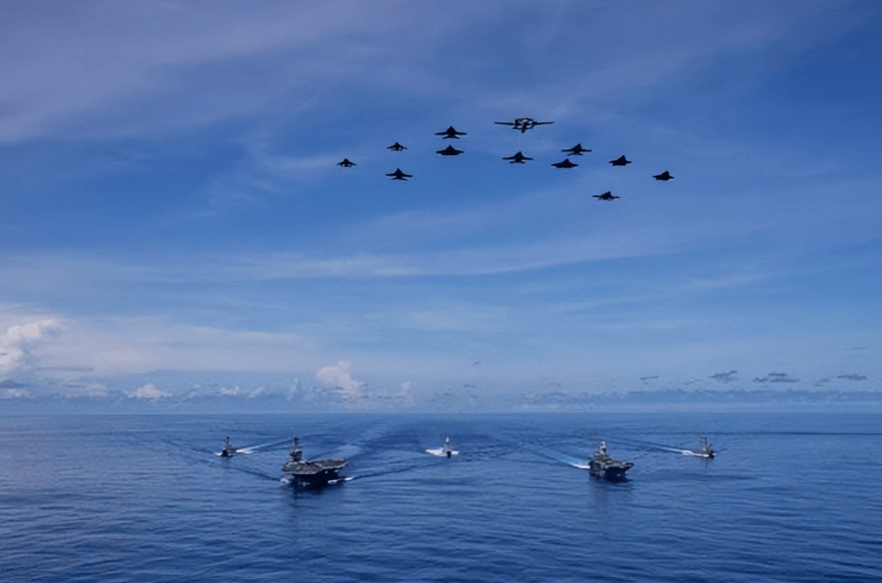 日本议员质问高市早苗：战火如若扩散到全日本，政府要怎么办？她明显慌张了