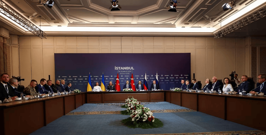 泽连斯基立场180度大反转,乌克兰再给俄罗斯一次会谈机会,莫斯科回应一反常态